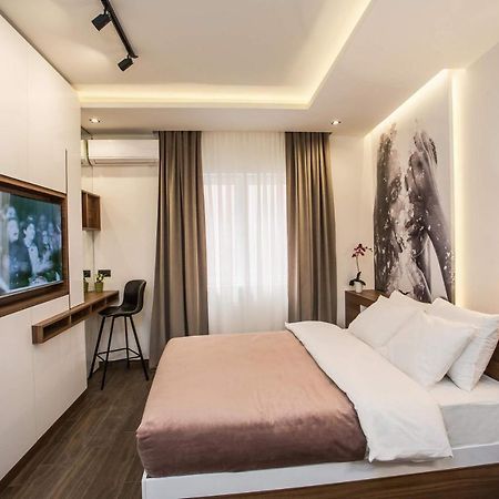 Sacher Apartments Ni Exteriör bild