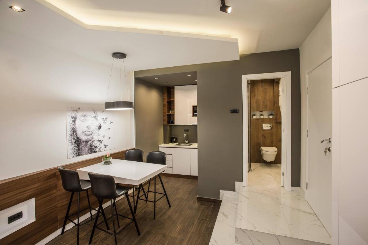 Sacher Apartments Ni Exteriör bild